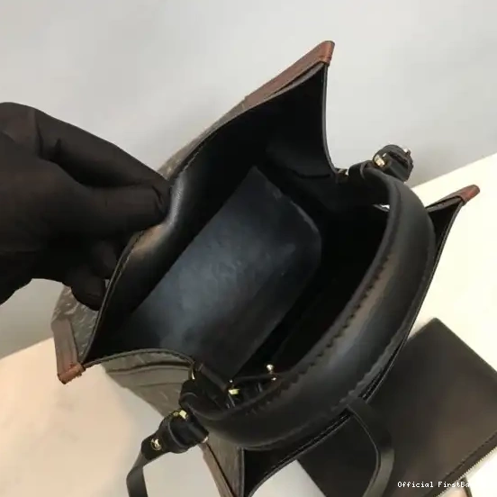 Official FirstBag Ru E-canvas Peggy Monogram Small Bag Bucket BURBERRY 0528